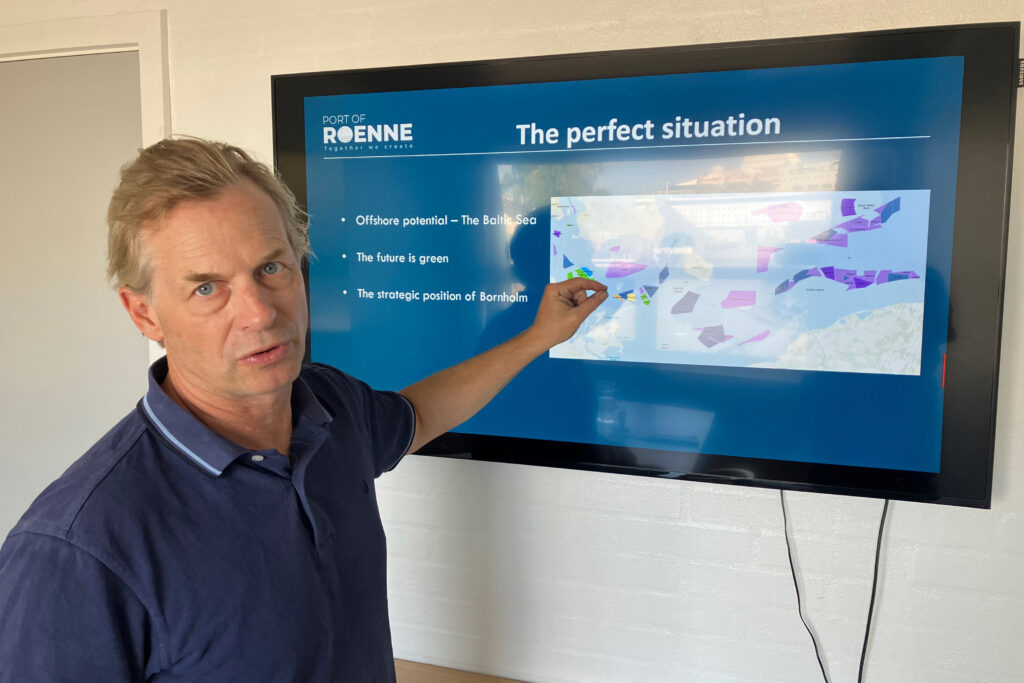 Jesper Jürgensen makes a presentation at the offices of the Port of Rønne, the publicly owned authority that runs the port on the island of Bornholm. Credit: Dan Gearino/Inside Climate News